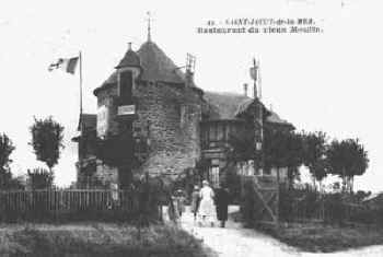 Click to see larger pictures of the windmill