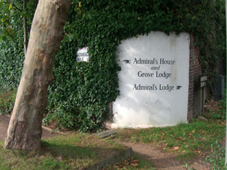 Road sign at the entrance to Admiral's Walk - Photo Nick Valentine