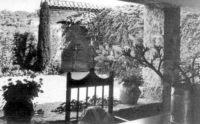 Domaine De Fort Escu 'Sunset House'
