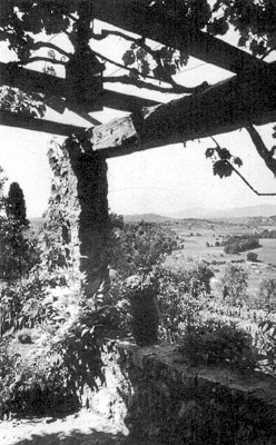 Domaine De Fort Escu 'Sunset House'